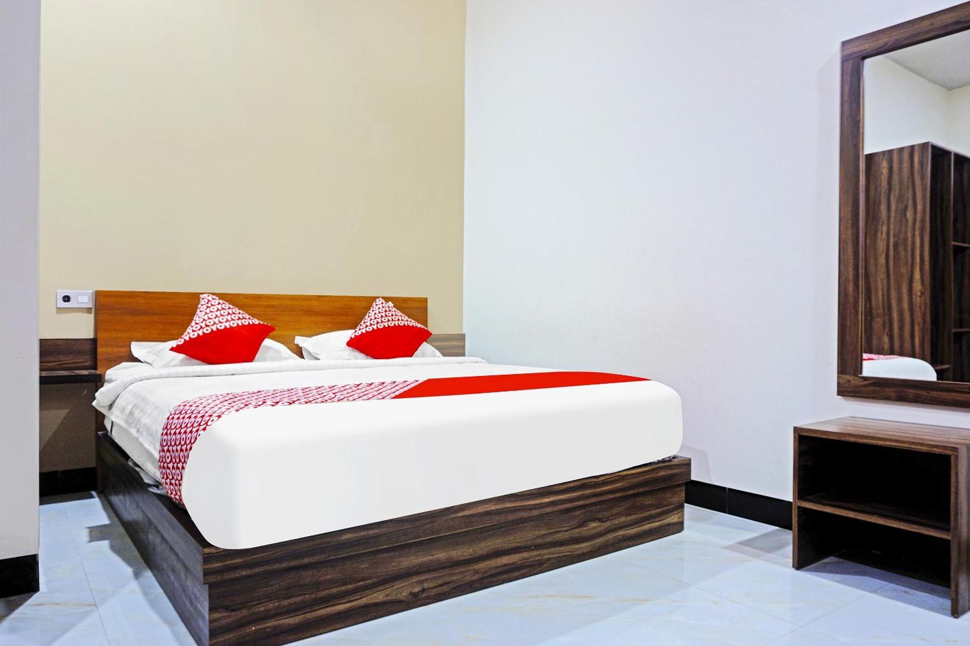 Collection O 91331 Hotel Grand Saota Soppeng Lalabata Екстериор снимка